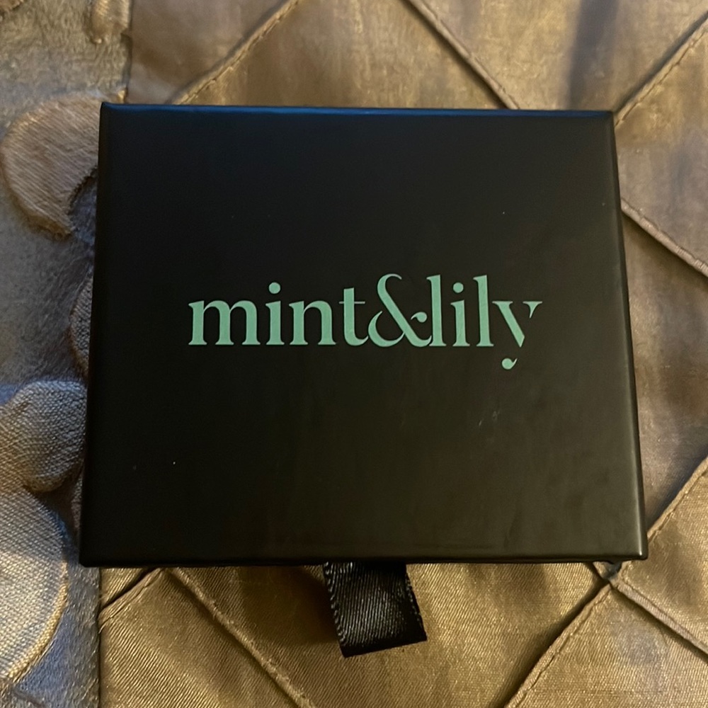 Custom Name Earrings from Mint&lily (Brittney)